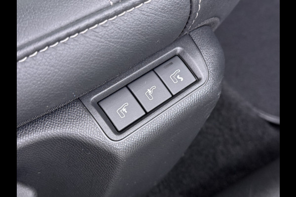 Citroën Ë-C4 Shine Pack Business 50kWh Warmtepomp Leder+Verwarmd Head-Up SOH 95% Adap.Cruise 3D-Navi 360°Camera Apple Carplay Android Auto Ec Stuurverwarming Keyless Lane Assist Privacy Glas Led Lmv DAB Regen-Lichtsensor 1e Eigenaar Origineel Nederlandse Auto
