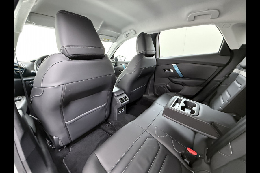 Citroën Ë-C4 Shine Pack Business 50kWh Warmtepomp Leder+Verwarmd Head-Up SOH 95% Adap.Cruise 3D-Navi 360°Camera Apple Carplay Android Auto Ec Stuurverwarming Keyless Lane Assist Privacy Glas Led Lmv DAB Regen-Lichtsensor 1e Eigenaar Origineel Nederlandse Auto