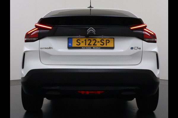 Citroën Ë-C4 Shine Pack Business 50kWh Warmtepomp Leder+Verwarmd Head-Up SOH 95% Adap.Cruise 3D-Navi 360°Camera Apple Carplay Android Auto Ec Stuurverwarming Keyless Lane Assist Privacy Glas Led Lmv DAB Regen-Lichtsensor 1e Eigenaar Origineel Nederlandse Auto