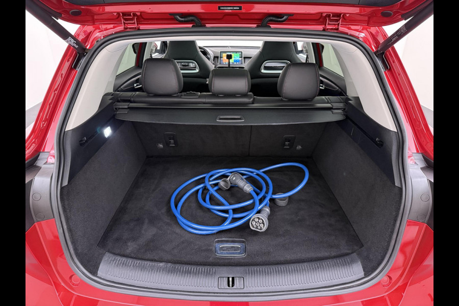 MG EHS 1.5 TGDI Luxury | PHEV | MEGA COMPLEET! | COMPLETE HISTORIE AANWEZIG | FABRIEKSGARANTIE T/M 011-2030 | 52km WLTP ELECTR RIJBEREIK, TOTAAL RIJBEREIK TOT 1.000km! |