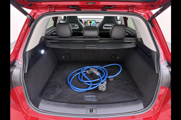 MG EHS 1.5 TGDI Luxury | PHEV | MEGA COMPLEET! | COMPLETE HISTORIE AANWEZIG | FABRIEKSGARANTIE T/M 011-2030 | 52km WLTP ELECTR RIJBEREIK, TOTAAL RIJBEREIK TOT 1.000km! |