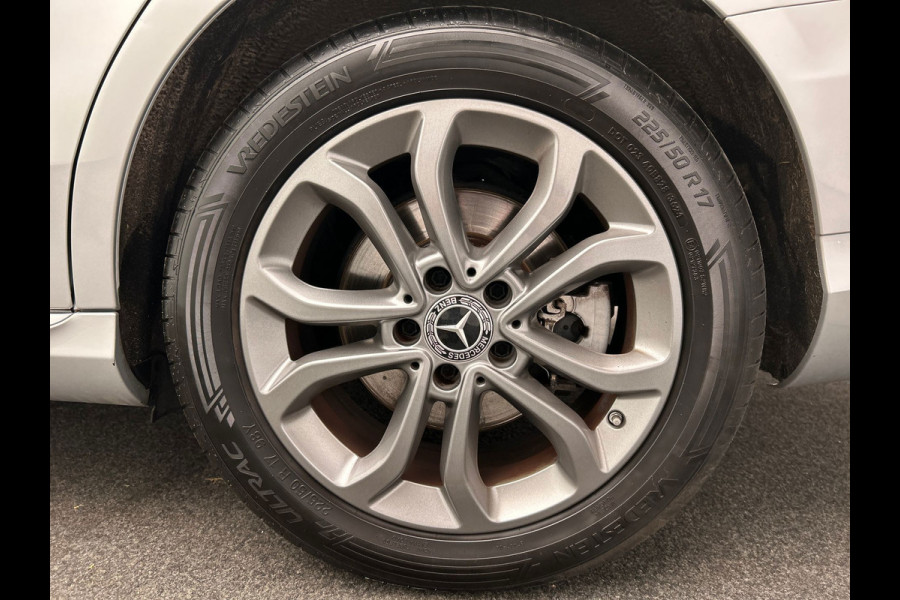 Mercedes-Benz C-Klasse Estate 200 Premium | Trekhaak | Stoelverwarming | Half/Leder |