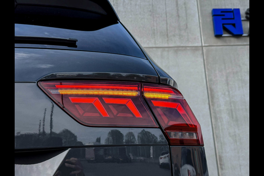 Volkswagen Tiguan 1.5TSI R-line Business+ 150pk DSG Automaat! Panoramadak|Virtual|IQ LED Plus|ACC|Lane+Side|Black Pack|20|Trekhaak