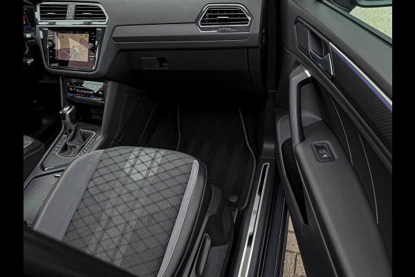Volkswagen Tiguan 1.5TSI R-line Business+ 150pk DSG Automaat! Panoramadak|Virtual|IQ LED Plus|ACC|Lane+Side|Black Pack|20|Trekhaak