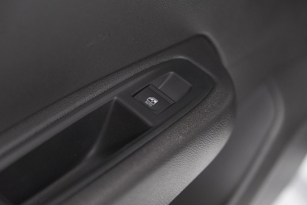 Renault Clio 1.6 E-Tech Full Hybrid 145 Evolution | Apple Carplay | Parkeersensoren | LED | Cruise Control