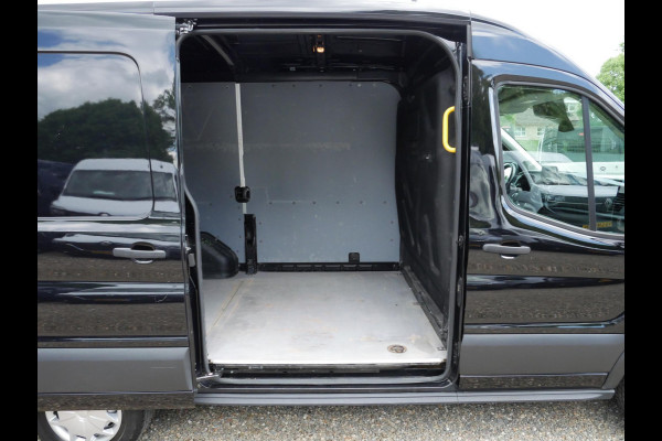 Ford Transit 2.0 TDCI 130PK, L2H2, Trend, Airco, 04 Stuks op voorraad