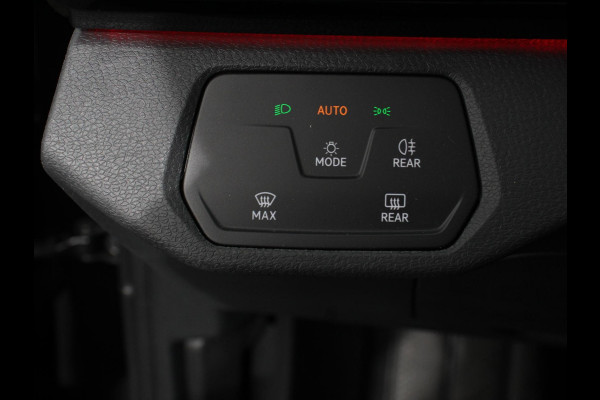 Volkswagen ID.5 Pro 77 kWh Navigatie Apple Carplay/Android Auto Climate control Wireless PDC VA+Camera Adaptive Cruise Control 19" Velgen Narvik Full LED