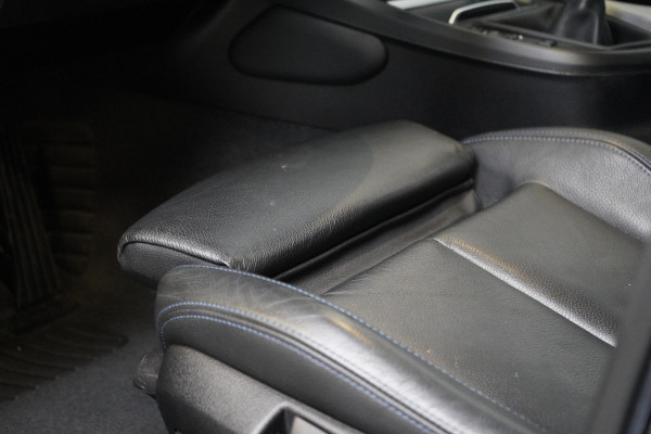 BMW 1-serie 116i Edition M Sport Shadow | Navigatie | Lm velgen | Leder | Unieke km-stand