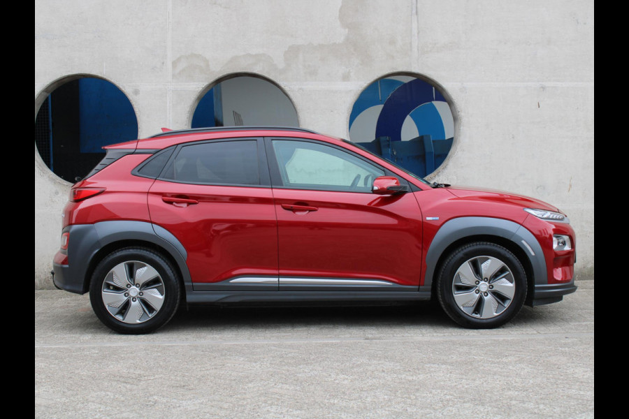Hyundai Kona EV Premium 64 kWh | STOELVERWARMING |