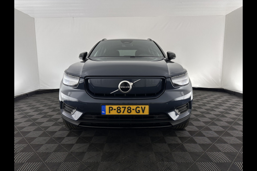 Volvo XC40 Recharge Plus [ 3-Fase ] {SOH-90%} (INCL.BTW) *ADAPTIVE-CRUISE | FULL-LED | BLINDSPOT | HEATED-SPORTSEATS | KEYLESS | DIGI-COCKPIT | CAMERA | PRIVACY-GLASS | ECC | PDC | 19''ALU | TOWBAR*