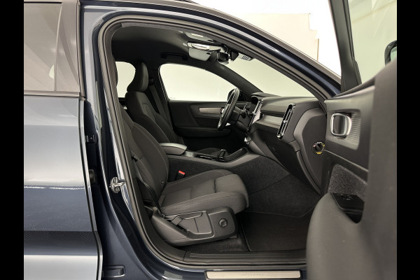 Volvo XC40 Recharge Plus [ 3-Fase ] {SOH-90%} (INCL.BTW) *ADAPTIVE-CRUISE | FULL-LED | BLINDSPOT | HEATED-SPORTSEATS | KEYLESS | DIGI-COCKPIT | CAMERA | PRIVACY-GLASS | ECC | PDC | 19''ALU | TOWBAR*
