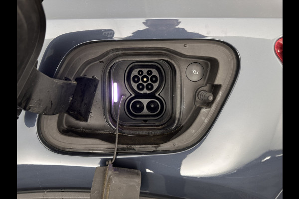 Volvo XC40 Recharge Plus [ 3-Fase ] {SOH-90%} (INCL.BTW) *ADAPTIVE-CRUISE | FULL-LED | BLINDSPOT | HEATED-SPORTSEATS | KEYLESS | DIGI-COCKPIT | CAMERA | PRIVACY-GLASS | ECC | PDC | 19''ALU | TOWBAR*