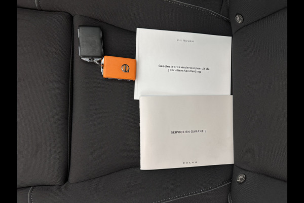 Volvo XC40 Recharge Plus [ 3-Fase ] {SOH-90%} (INCL.BTW) *ADAPTIVE-CRUISE | FULL-LED | BLINDSPOT | HEATED-SPORTSEATS | KEYLESS | DIGI-COCKPIT | CAMERA | PRIVACY-GLASS | ECC | PDC | 19''ALU | TOWBAR*