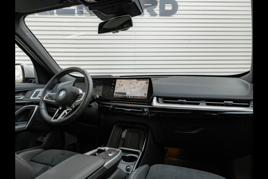 BMW X1 xDrive30e M-Sport Pro - M-Zetels - Full-Option - NP76.000