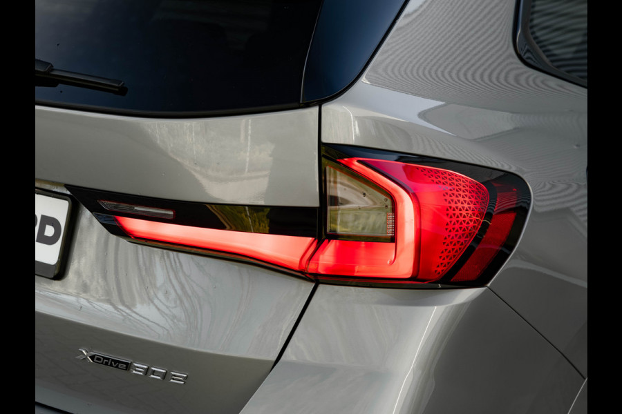 BMW X1 xDrive30e M-Sport Pro - M-Zetels - Full-Option - NP76.000