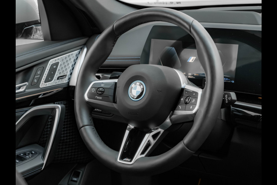 BMW X1 xDrive30e M-Sport Pro - M-Zetels - Full-Option - NP76.000