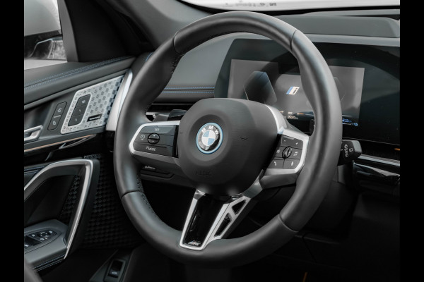 BMW X1 xDrive30e M-Sport Pro - M-Zetels - Full-Option - NP76.000