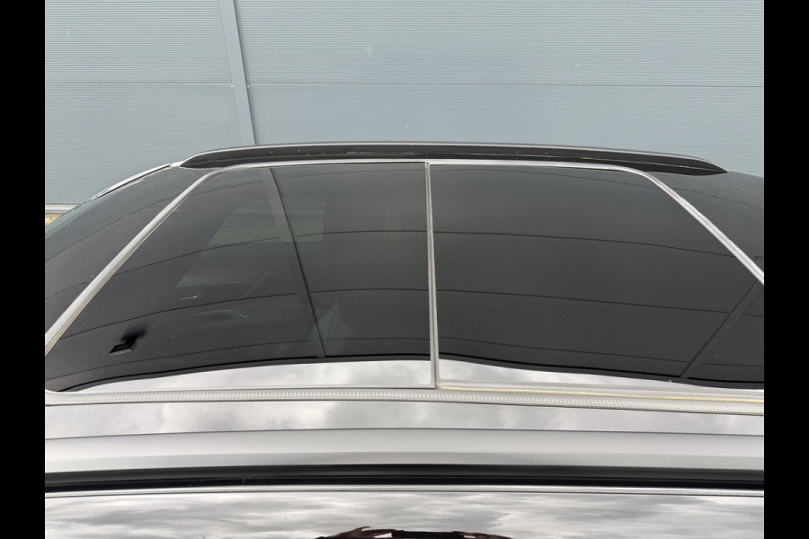 Peugeot 3008 300pk HYbrid4 GT (Elektrisch schuifdak - Elektrische Klep - Focal Electra - NightVision - Leder incl verwarming/massage/geheugen