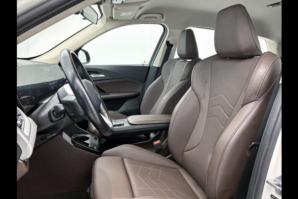 BMW iX1 XDrive30 Launch Edition 67 kWh(NL-auto, 1e Eig, Dealer OnderH, Navi, Leder, Climate Con, Etc)