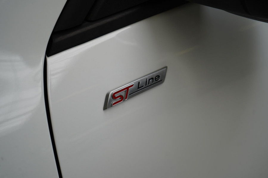 Ford Kuga 2.5 PHEV ST-Line | Soh 99% | Camera | Carplay | Navigatie | Stoelverwarming | All-seasonbanden