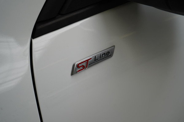 Ford Kuga 2.5 PHEV ST-Line | Soh 99% | Camera | Carplay | Navigatie | Stoelverwarming | All-seasonbanden