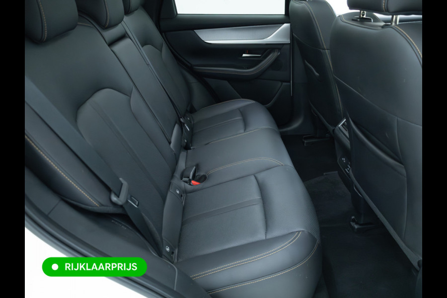 Mazda CX-60 2.5 e-SkyActiv PHEV Takumi | Panoramadak | Elec. trekhaak | Navigatie | 360 Camera | Elec. achterklep | Stoel- & stuurverw. | BOSE audio,  Draadloze telefoonlader