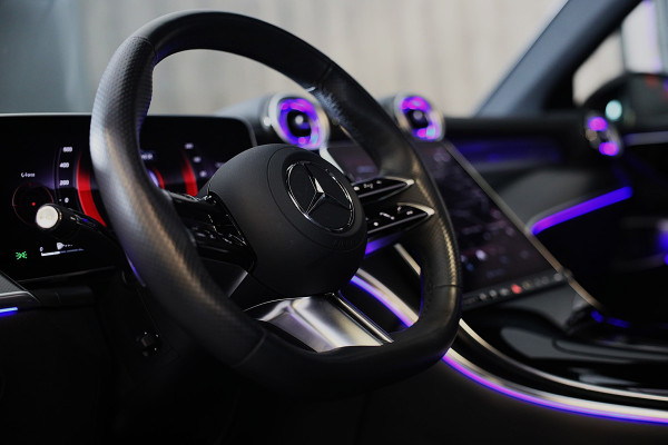 Mercedes-Benz GLC Coupé 300e 4MATIC AMG 63 Look / Head Up / Burmester / 360 Camera / Augmented Reality / Open Pano / 21 Inc