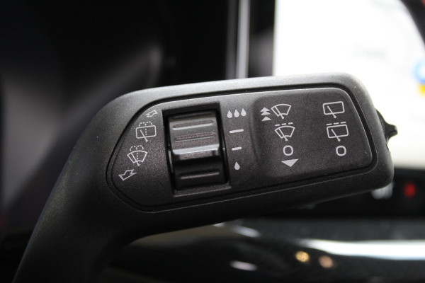 Ford FOCUS Wagon 1.0 EcoBoost Hybrid ST Line X | Leder UNIEK! | Head-up | Adaptieve cruise | Trekhaak | Winterpack