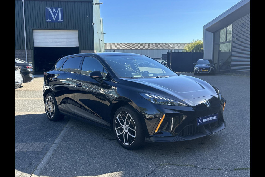 MG Mg4 electric Luxury 64 kWh FABR. GARANTIE t/m 02-2031/150.000KM| SOH 96% | DEALER ONDERHOUDEN | RIJKLAARPRIJS