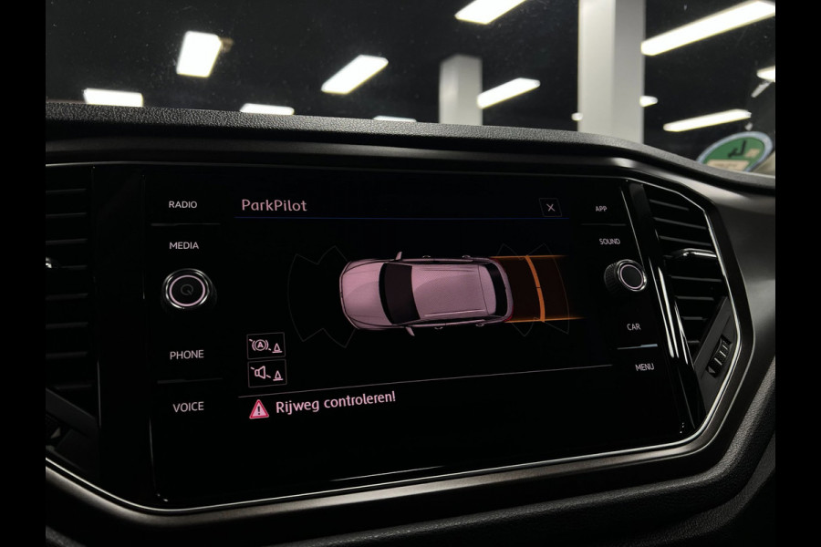 Volkswagen T-Roc 1.0 TSI | Carplay | PDC | Lane Assist