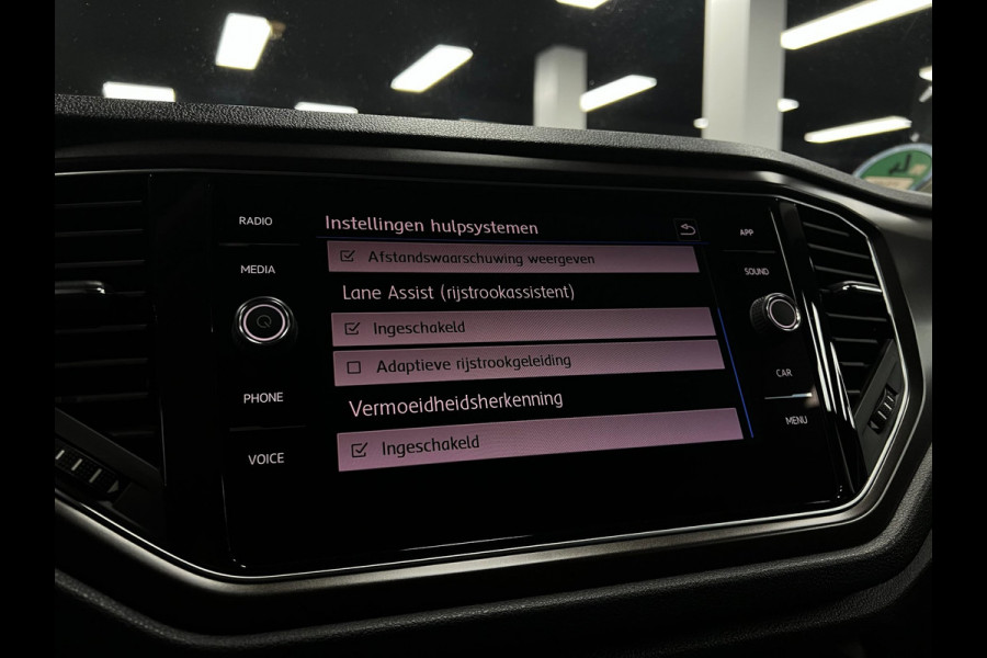 Volkswagen T-Roc 1.0 TSI | Carplay | PDC | Lane Assist