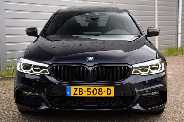 BMW 5 Serie 520i Corporate Lease High Executive*2e eigenaar*112Dkm*NAP*Dak*H&K*