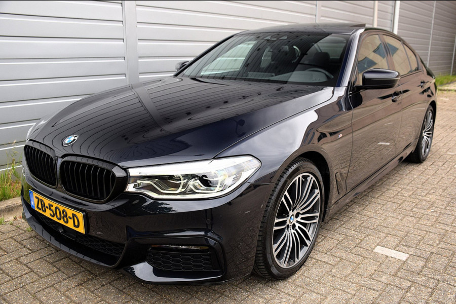 BMW 5 Serie 520i Corporate Lease High Executive*2e eigenaar*112Dkm*NAP*Dak*H&K*
