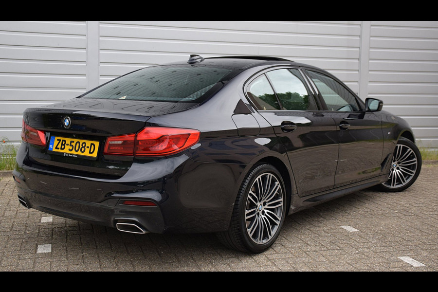 BMW 5 Serie 520i Corporate Lease High Executive*2e eigenaar*112Dkm*NAP*Dak*H&K*