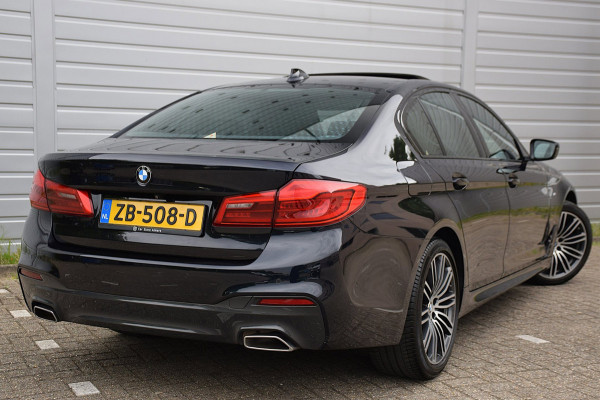 BMW 5 Serie 520i Corporate Lease High Executive*2e eigenaar*112Dkm*NAP*Dak*H&K*