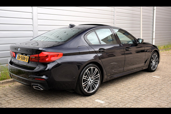 BMW 5 Serie 520i Corporate Lease High Executive*2e eigenaar*112Dkm*NAP*Dak*H&K*