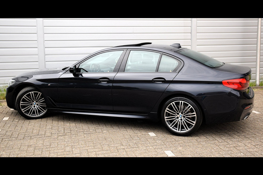 BMW 5 Serie 520i Corporate Lease High Executive*2e eigenaar*112Dkm*NAP*Dak*H&K*