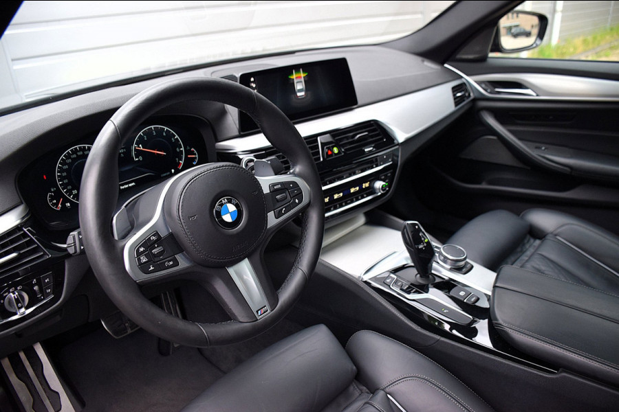 BMW 5 Serie 520i Corporate Lease High Executive*2e eigenaar*112Dkm*NAP*Dak*H&K*