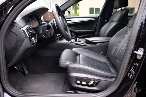 BMW 5 Serie 520i Corporate Lease High Executive*2e eigenaar*112Dkm*NAP*Dak*H&K*