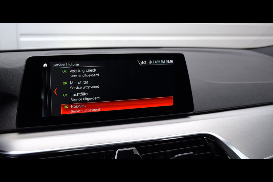 BMW 5 Serie 520i Corporate Lease High Executive*2e eigenaar*112Dkm*NAP*Dak*H&K*
