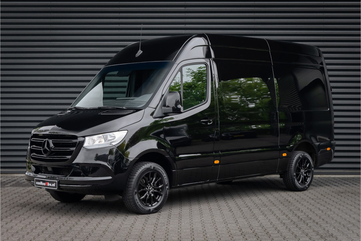 Mercedes-Benz Sprinter 317 cdi L2H2 RWD Trekhaak 3.500 kg - Black Pack