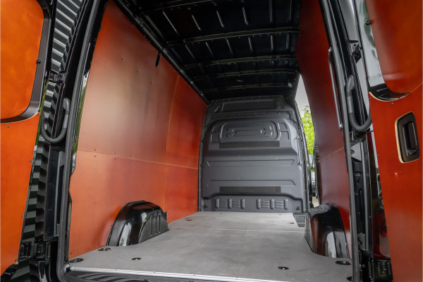 Mercedes-Benz Sprinter 317 cdi L2H2 RWD Trekhaak 3.500 kg - Black Pack