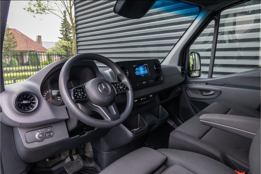 Mercedes-Benz Sprinter 317 cdi L2H2 RWD Trekhaak 3.500 kg - Black Pack