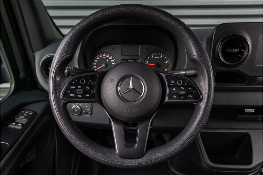 Mercedes-Benz Sprinter 317 cdi L2H2 RWD Trekhaak 3.500 kg - Black Pack