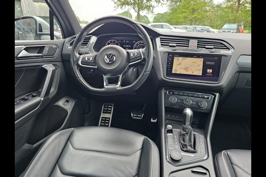 Volkswagen Tiguan 2.0 TSI 4MOTION 220PK R-Line | Pano | HUD | Dynaudio | Leder | Stoelverwarming | 360 camera | Lane/Park/Light Assist |  Vol |