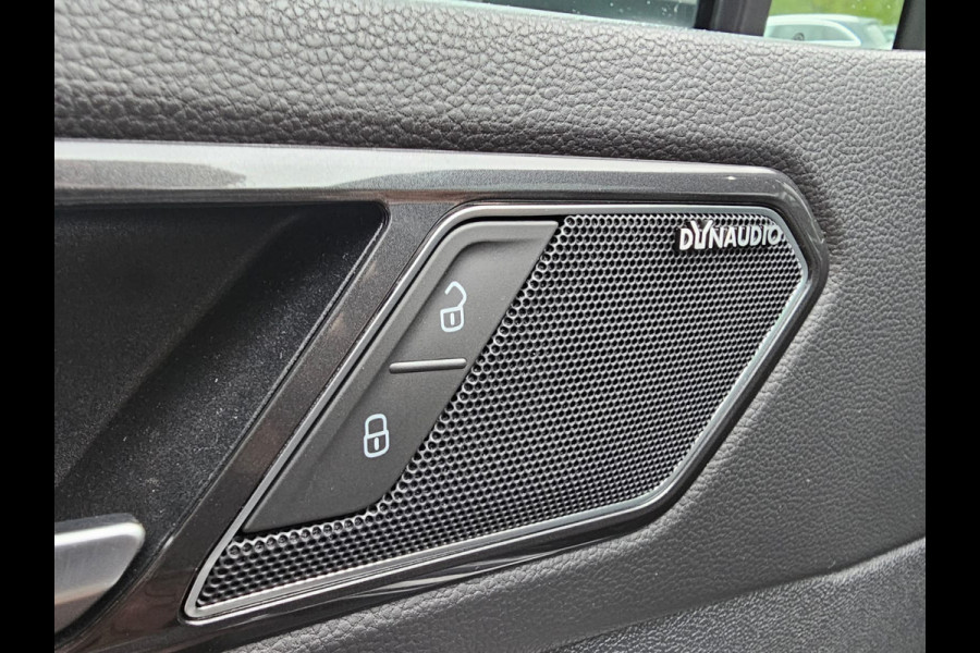 Volkswagen Tiguan 2.0 TSI 4MOTION 220PK R-Line | Pano | HUD | Dynaudio | Leder | Stoelverwarming | 360 camera | Lane/Park/Light Assist |  Vol |