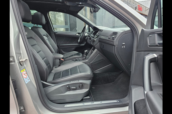 Volkswagen Tiguan 2.0 TSI 4MOTION 220PK R-Line | Pano | HUD | Dynaudio | Leder | Stoelverwarming | 360 camera | Lane/Park/Light Assist |  Vol |