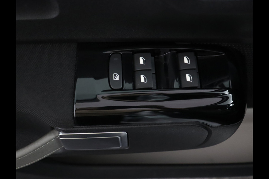 Citroën C3 1.2 PureTech Shine|Navigatie|Trekhaak|Cruise control|Apple Carplay