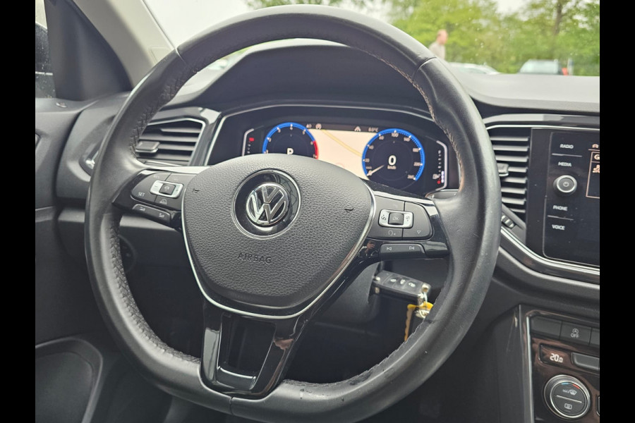Volkswagen T-Roc 2.0 TSI 190PK 4Motion Sport | Automaat | LED | Trekhaak | Navi | ACC | Twotone | PDC voor en achter | All-seasons |