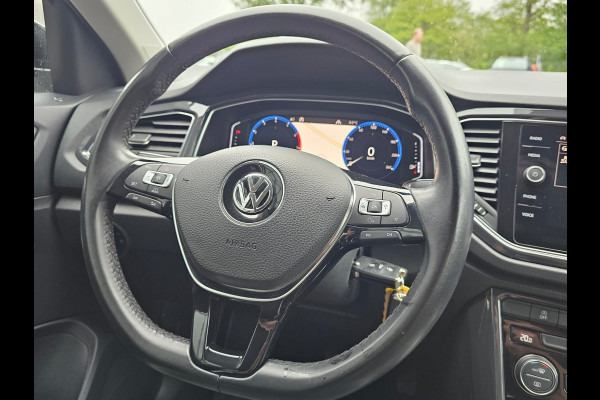 Volkswagen T-Roc 2.0 TSI 190PK 4Motion Sport | Automaat | LED | Trekhaak | Navi | ACC | Twotone | PDC voor en achter | All-seasons |